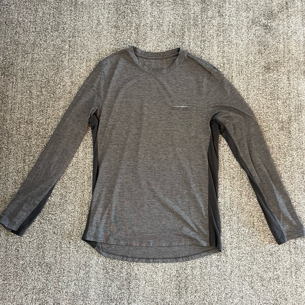 Lululemon Men’s Long Sleeve Shirt